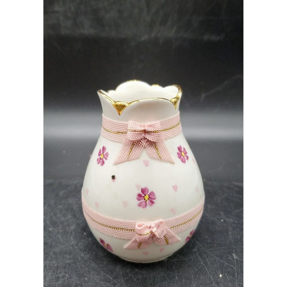 Vintage IRISH DRESDEN PORCELAIN Vase Flower PINK RIBBON AND Gold Trim 4